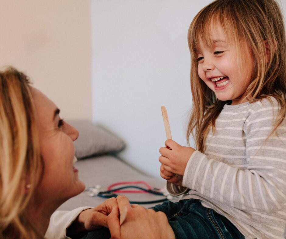 Il mal di gola nei bambini Il mal di gola nei bambini