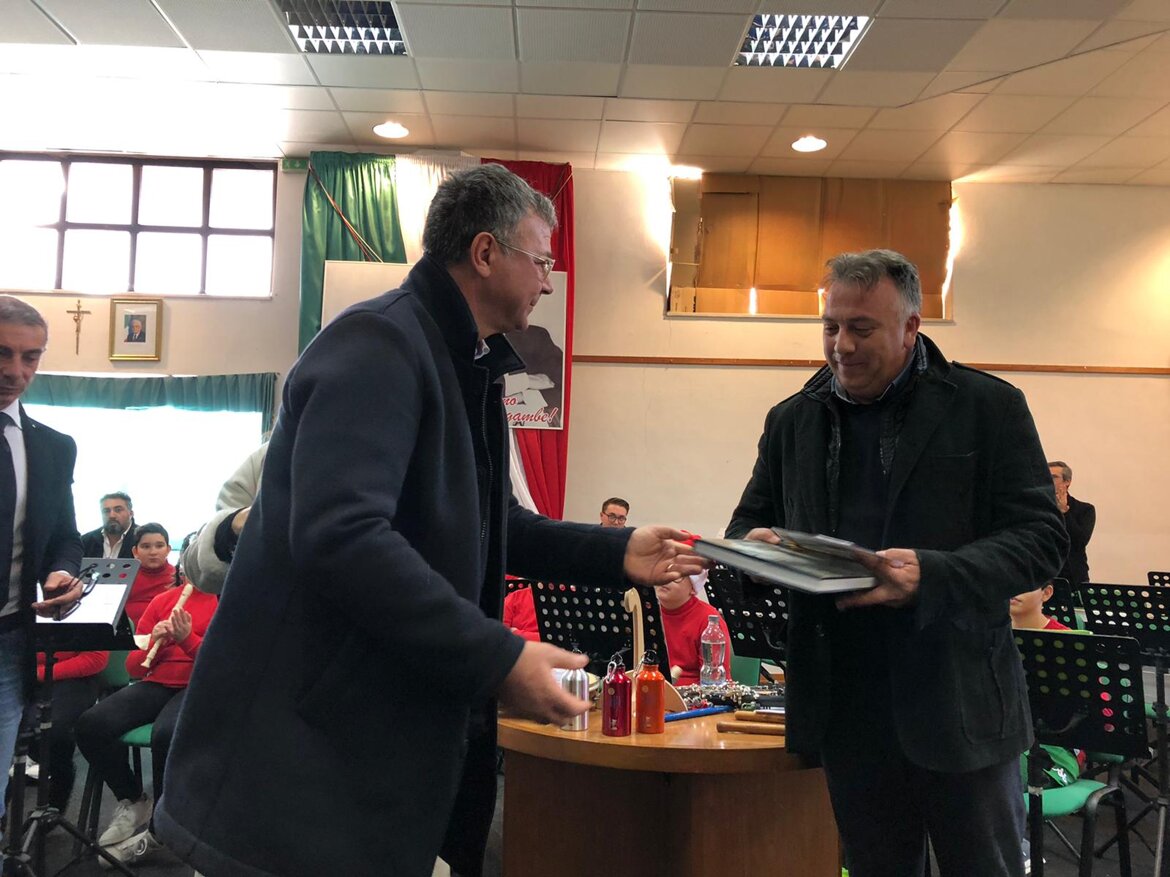 a4765b32-4c3f-4d77-bce0-dd5f4e04c228