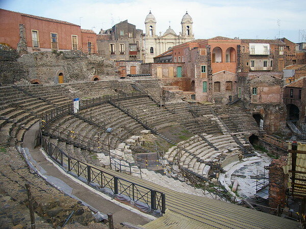 52125-1024px-catania_greek-roman_theater_2