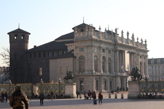 765b9262-b693-4d18-96c6-25366a6706f2