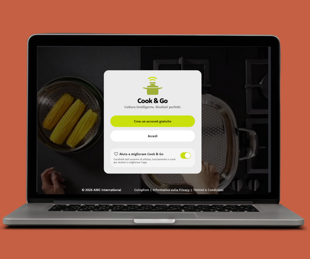 copia di post di facebook siamo online fotografico arancione (1)