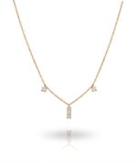 collana-con-pendente-a-tre-zirconi-quadrati-e-due-zirconi-singoli