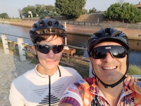 220f1b44-d936-4af4-9d5a-51ac0241c169