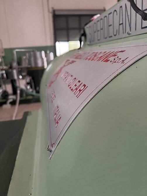 ec3fc99e-d605-4005-be32-0238b7c7b15a