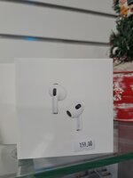 airpods-3-with-magsafe-charging-case