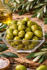 olive-verdi-nocellara-schiacciate-in-salamoia