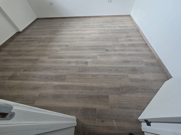 8f0003c4-c118-4dda-ab32-5ef357d51132