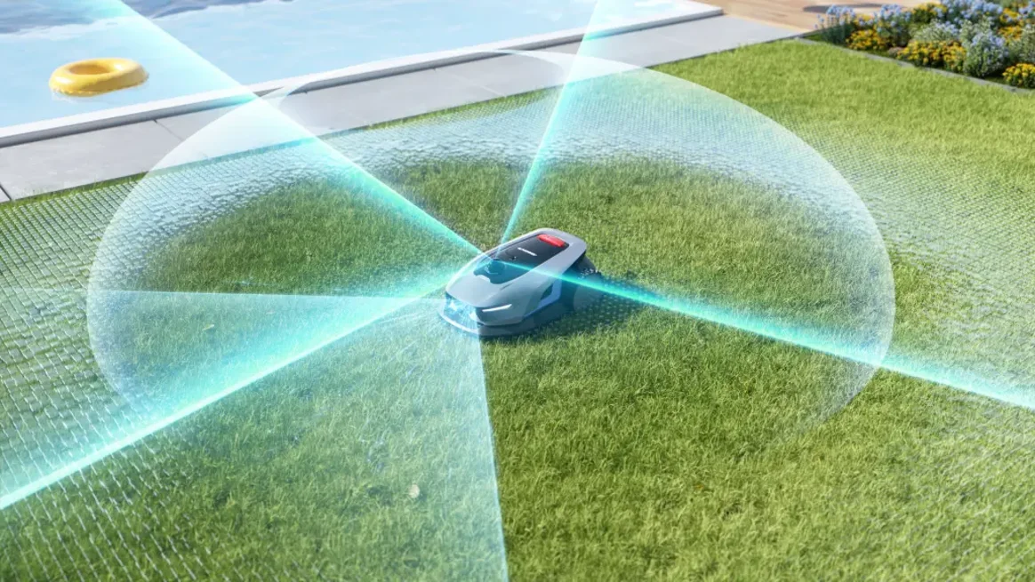 sunseeker-l3-with-a-3d-high-precision-lidar-sensor-and-ai-camera-1024x576