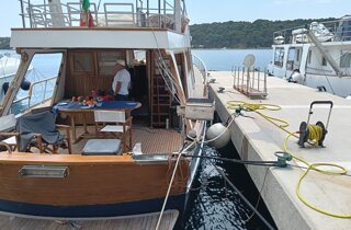 27211_e8a0dd1309f57fdaec697bd66cd582d5b53f30dd