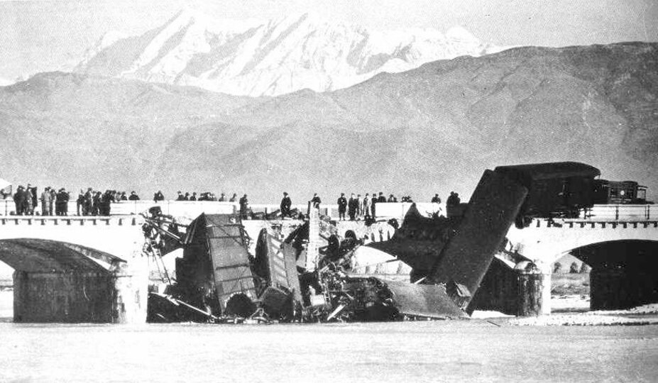 immagine incidente ponte ferroviario sul torre.jpeg immagine incidente ponte ferroviario sul torre.jpeg