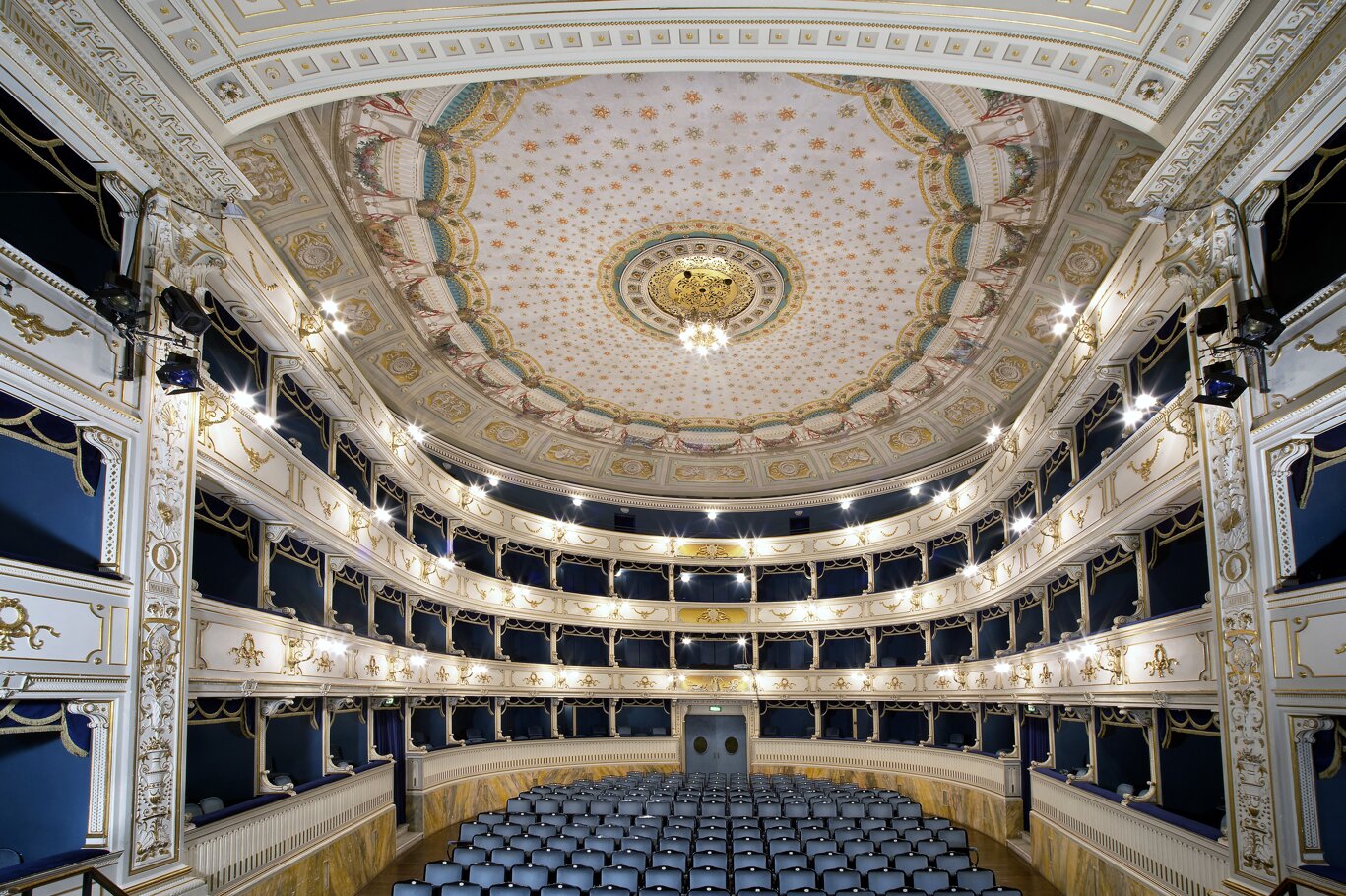 ab53873a-fa0a-4885-ab9c-a07a4a5e3b47