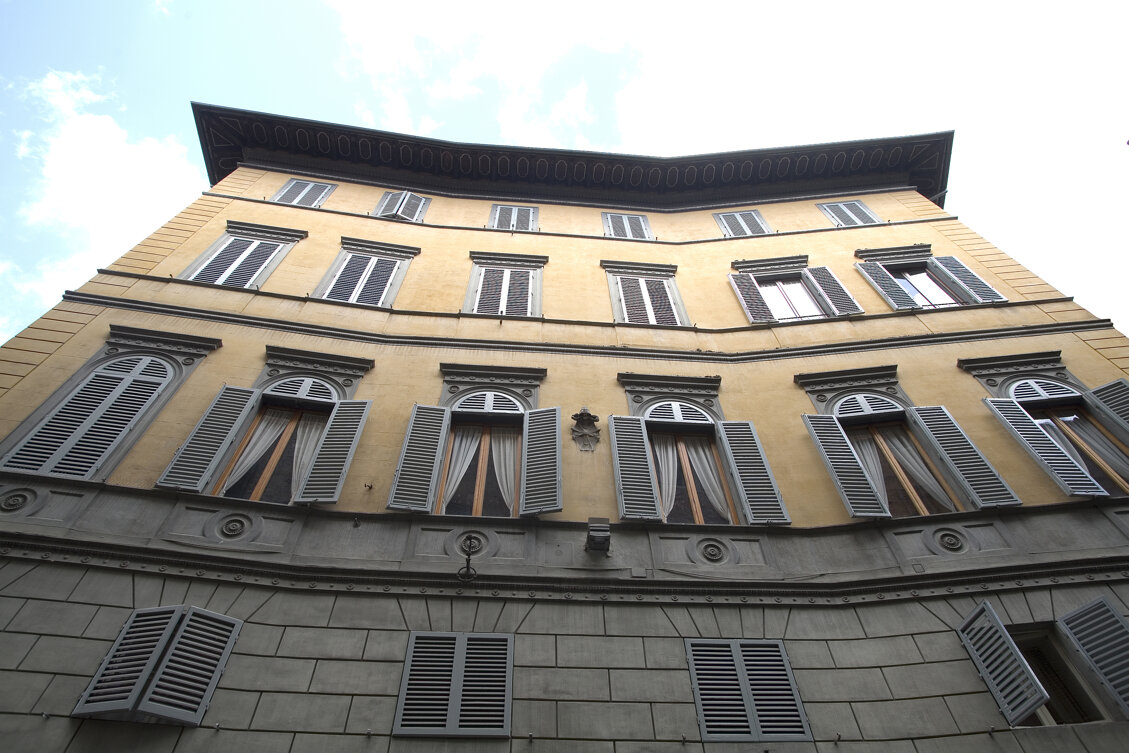 f1815649-9d23-40f8-bd72-3945f4543253