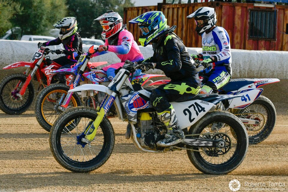 c934e7cf-46f8-4223-a2ba-e27e3e3d54f3 c934e7cf-46f8-4223-a2ba-e27e3e3d54f3