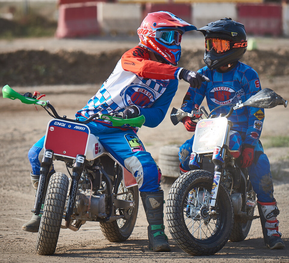 d1882f73-9bb6-4dcb-b6f5-7887bb5245cf d1882f73-9bb6-4dcb-b6f5-7887bb5245cf