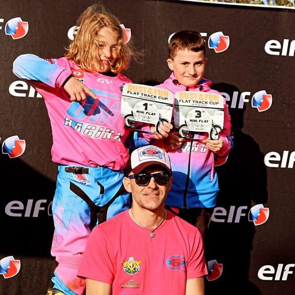 7fc849f5-ad9b-41f1-94b1-90adffdfad72 7fc849f5-ad9b-41f1-94b1-90adffdfad72