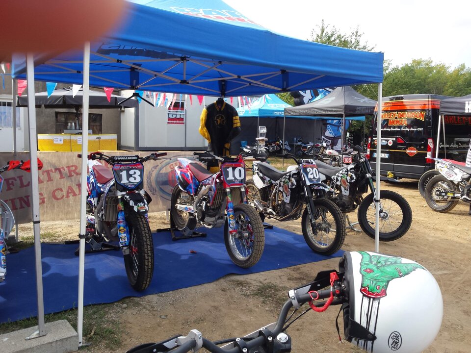 a8ad9a05-d482-4e95-a59e-d0d91ccacc52 a8ad9a05-d482-4e95-a59e-d0d91ccacc52