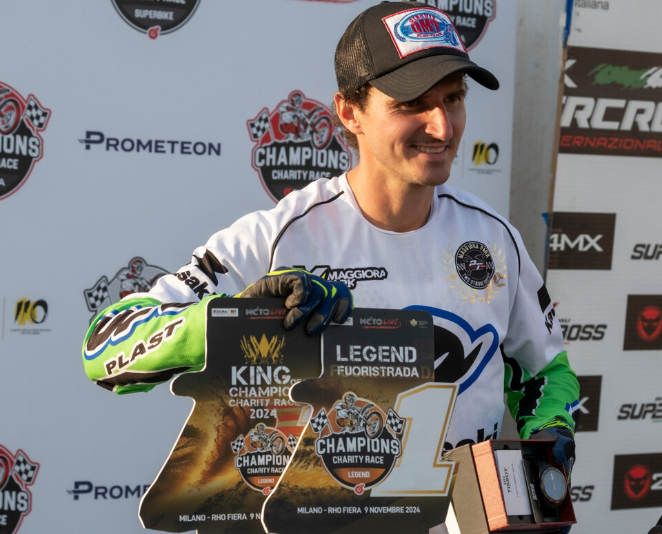 f7242b9f-78d5-4744-9cc2-e8542d4d7977 f7242b9f-78d5-4744-9cc2-e8542d4d7977