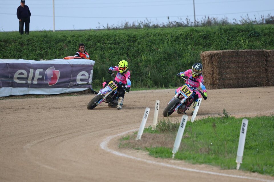 9edca09e-bbb0-4aea-bfa1-65ea8fa6309b 9edca09e-bbb0-4aea-bfa1-65ea8fa6309b