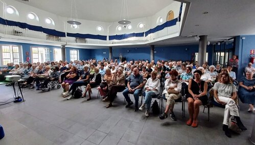 db221820-9d0a-484e-8990-a4d4255893b9 db221820-9d0a-484e-8990-a4d4255893b9