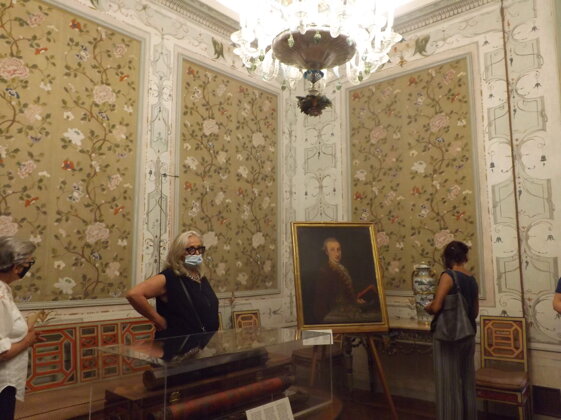 0859169d-c475-4043-ae64-747182cf3010