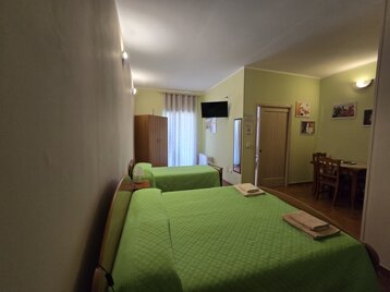 629d71a2-b2e6-456c-b1aa-44451fcee5aa