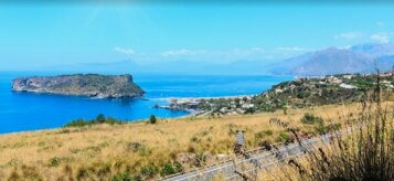 7eb6c8de-a604-4f76-b126-900673956cac