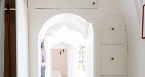 camera%202%20finestra.jpeg camera%202%20finestra.jpeg