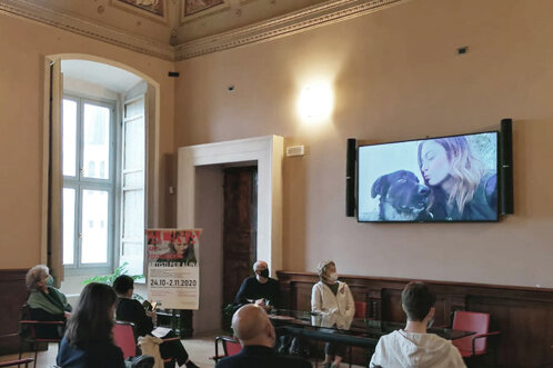 d6a8314b-ac44-4a60-ac48-a34877e7c524