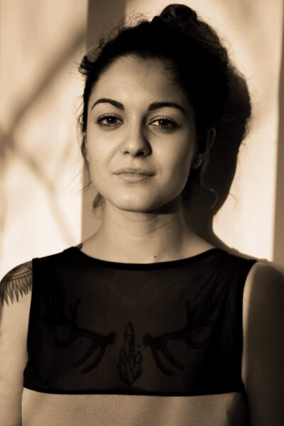 eyJlbiI6IkFsaW5hIEFydCBGb3VuZGF0aW9uLCBsYSBzdG9yaWEgZGkgQWxpbmEgTWFyY2hldHRhIn0=