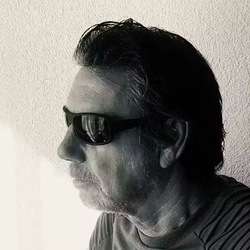 b53b0d40-9385-439c-af9a-dcc7c40f67b9