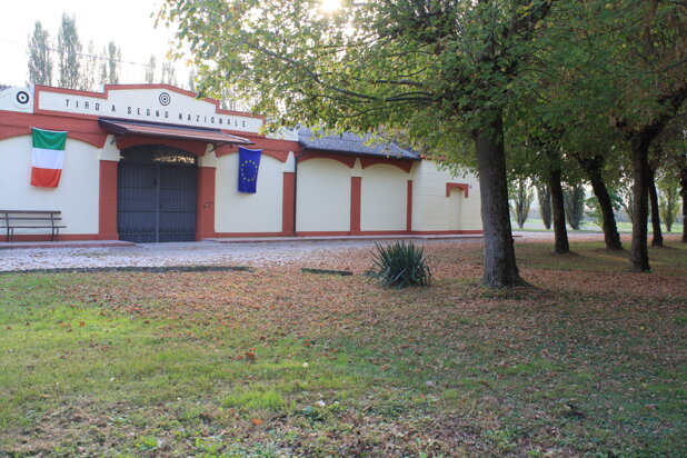 ef9fc46d-6093-4930-9544-33a2d5f66ff5