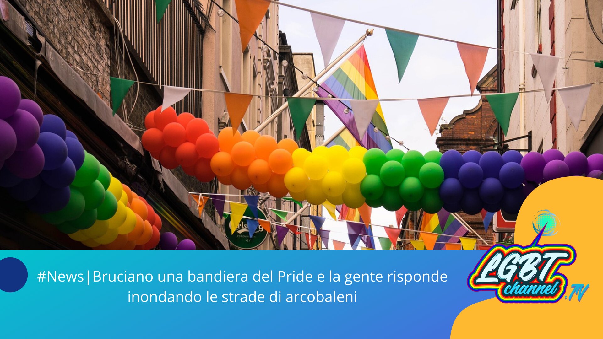 #News | Bruciano una bandiera del Pride e la gente risponde inondando le strade di arcobaleni #News | Bruciano una bandiera del Pride e la gente risponde inondando le strade di arcobaleni