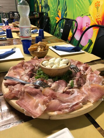 ec1542b1-f203-43e5-a5f6-da6861741083