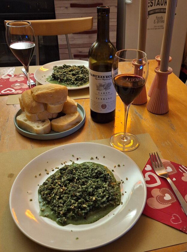 e8ddedd3-948e-43dc-acc4-38ee60acf880 4.jpeg e8ddedd3-948e-43dc-acc4-38ee60acf880 4.jpeg