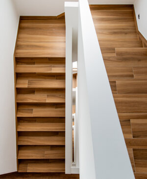 5fae8329-cdcd-4254-bfa4-601713db10df