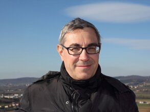 b9e6013c-81e2-49e5-839e-0e8fa6f85c4f