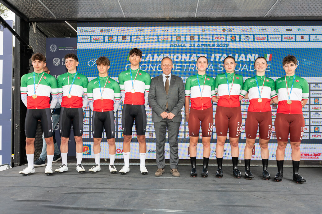 Campionati italiani cronosquadre Allievi: vincono la Zero24 al maschile e la Flandreslove Fiorenzo Magni al femminile Campionati italiani cronosquadre Allievi: vincono la Zero24 al maschile e la Flandreslove Fiorenzo Magni al femminile