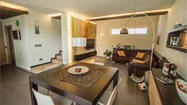 e2b8faef-bef7-4440-87f1-3b87ffa06a2e e2b8faef-bef7-4440-87f1-3b87ffa06a2e