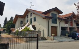 903ce00f-0255-4de2-94aa-8286e51255fd