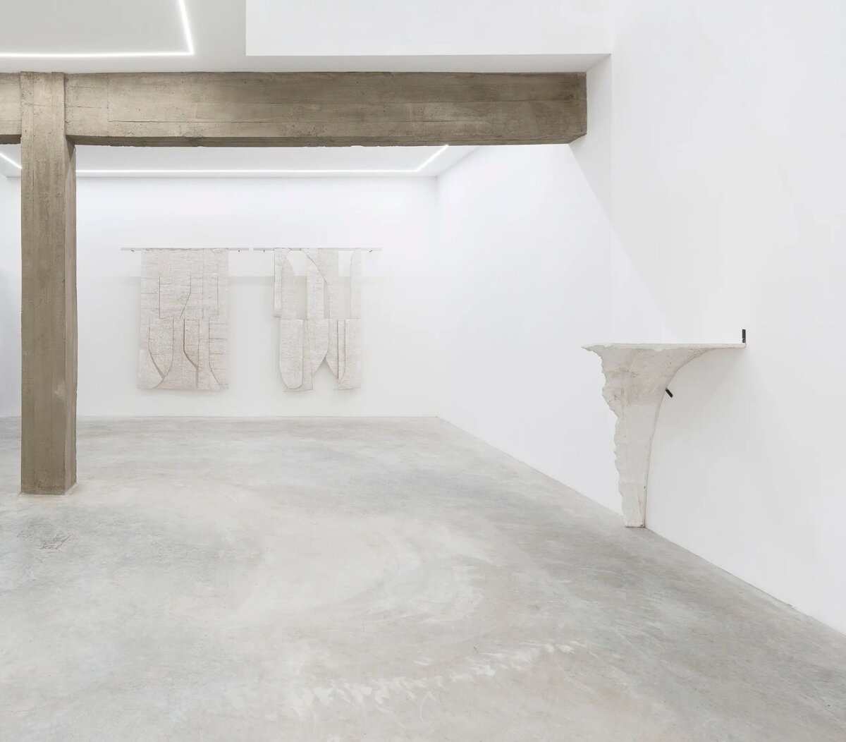 b4693a3d-f2c8-45eb-b58c-ccc57da94a20 b4693a3d-f2c8-45eb-b58c-ccc57da94a20