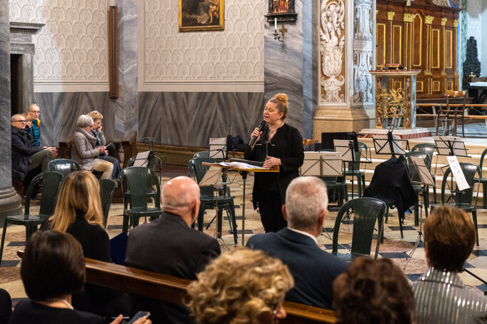 b809304a-6e27-4a50-88d2-a0569b270ead b809304a-6e27-4a50-88d2-a0569b270ead