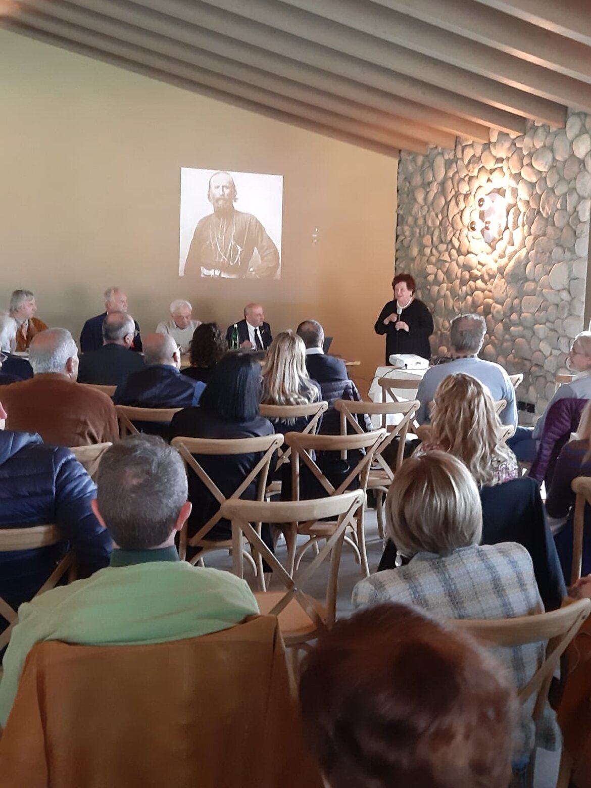 4de382e1-96a2-4cf0-a7fb-75e4bf6b914b