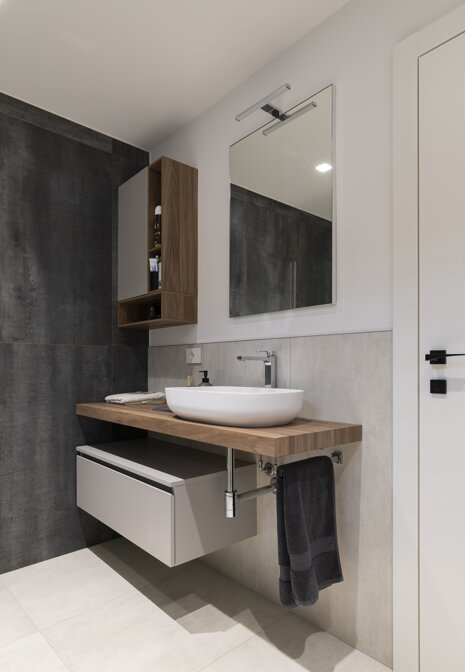 ec6834d8-f2ee-4ca6-a80f-893fbfcd984c