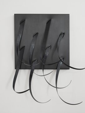 Eccessi (in movimento), 2024 Vai alla pagina dedicata