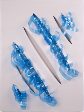 Eccessi (in divenire, blu e avorio), 2024 Vai alla pagina dedicata