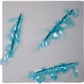 Eccessi (azzurro e bianco pergamena), 2024 Vai alla pagina dedicata