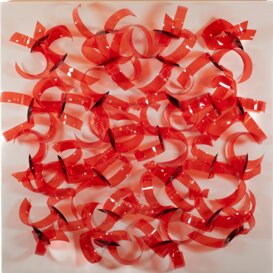 Eccessi (accerchiamento, rosso e avorio), 2024 Vai alla pagina dedicata