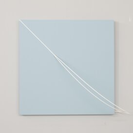 Eccessi (distorsioni, diagonale, azzurro), 2025 Vai alla pagina dedicata