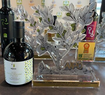 8ae9a602-30f6-4304-840d-2766a5dc5146