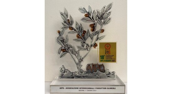 b78518db-b35a-4a4e-8091-b299b6270e32